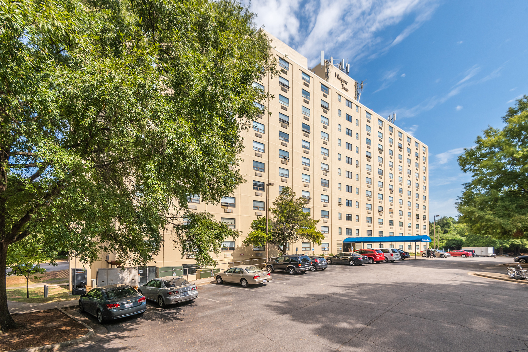 Westgrove Tower The Multifamily Advisory Group at Cushman & Wakefield